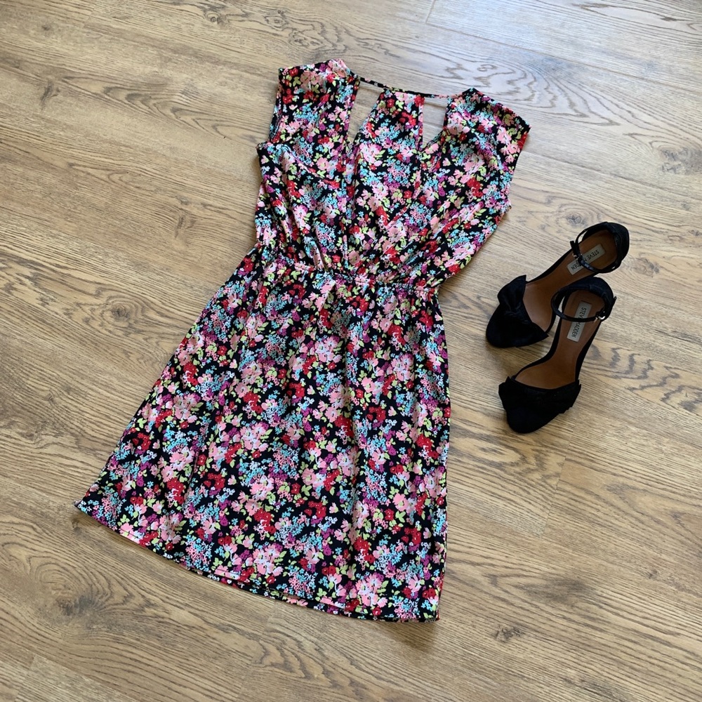 🌸 Rue 21 Floral Dress XS